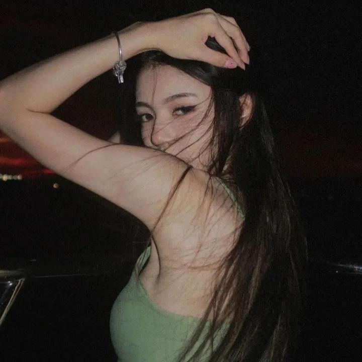 你好,我叫多蕾丝